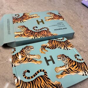 Hourglass Lighting Edit Unlocked Tiger Palette